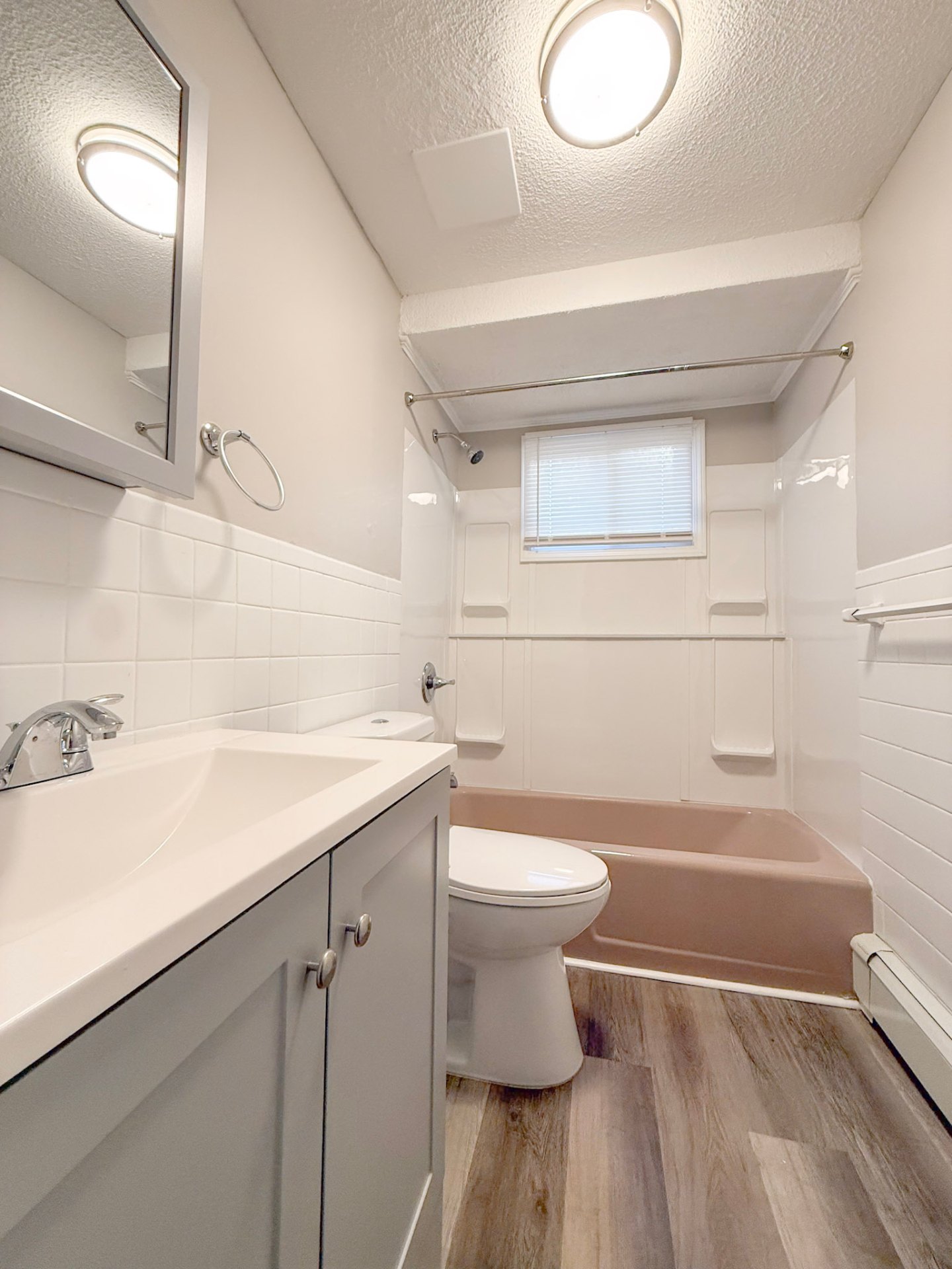 Rosewood Apartments — bathroom