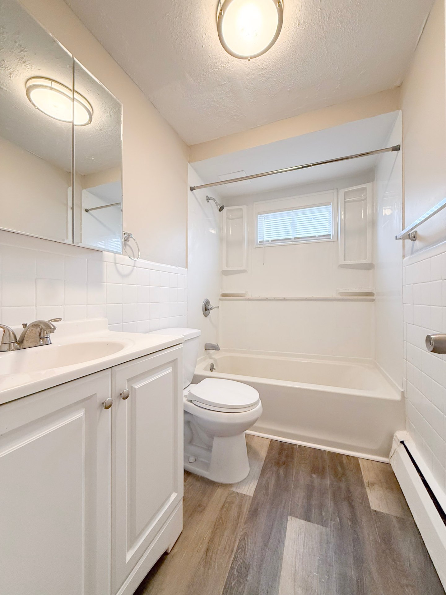 Rosewood Apartments — bathroom