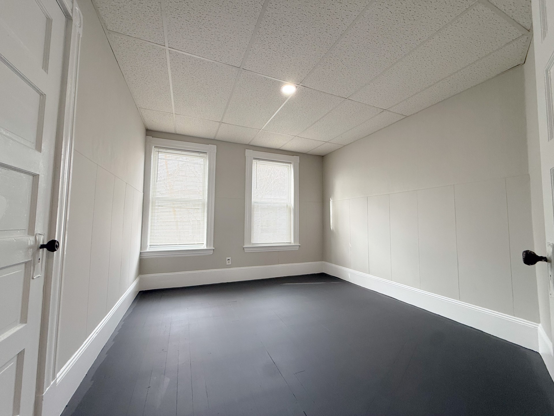 18–24 Blossom — bedroom